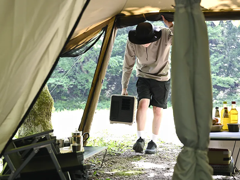 片手で持ち運べるポータブルエアコン